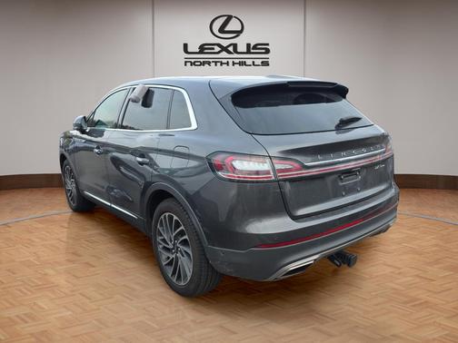 2020 Lincoln Nautilus Reserve