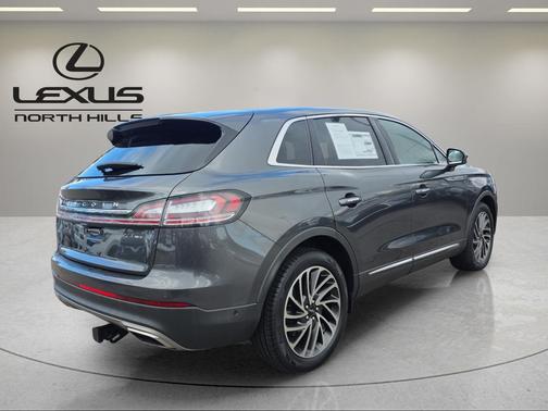 2020 Lincoln Nautilus Reserve