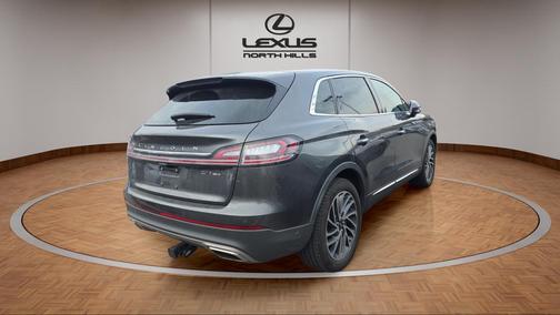 2020 Lincoln Nautilus Reserve