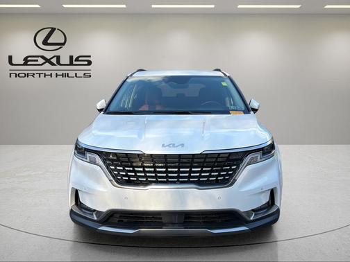 2024 Kia Carnival SX