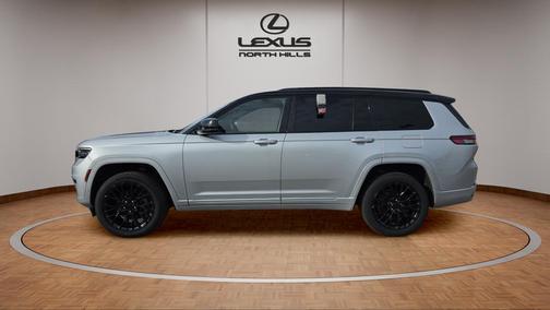 2022 Jeep Grand Cherokee L Summit Reserve
