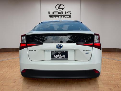 2020 Toyota Prius L