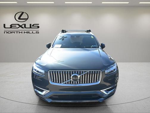 2022 Volvo XC90 T6 Inscription