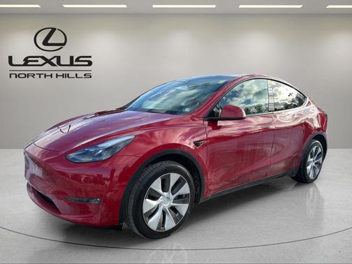 2023 Tesla Model Y Long Range Dual Motor All-Wheel Drive