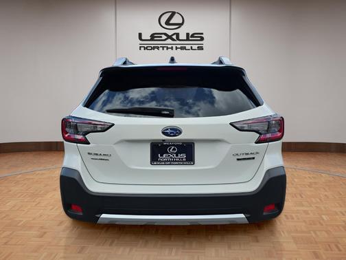 2024 Subaru Outback Touring