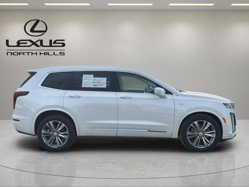 2022 Cadillac XT6 Premium Luxury AWD