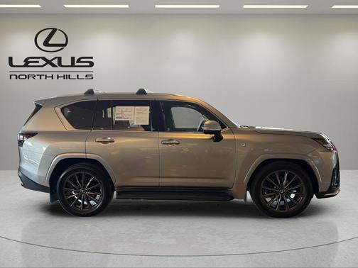 2025 Lexus LX 700h F SPORT