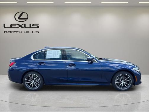 Blue Metallic 2019 BMW 330 xDrive
