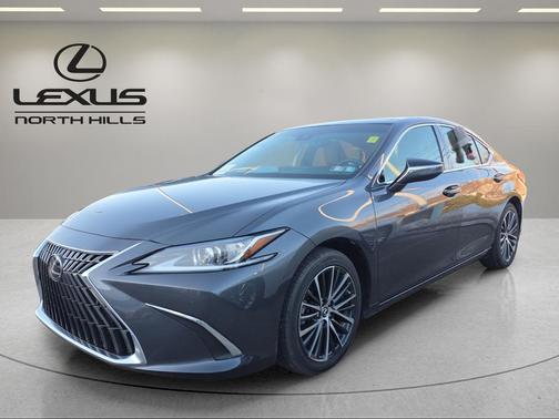2022 Lexus ES 350 Base