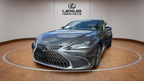 2025 Lexus ES 300h Base