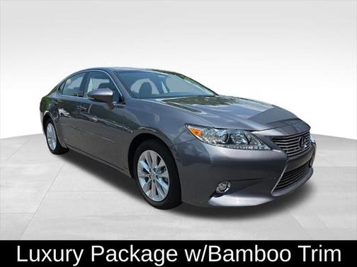 2014 Lexus ES 300h Base