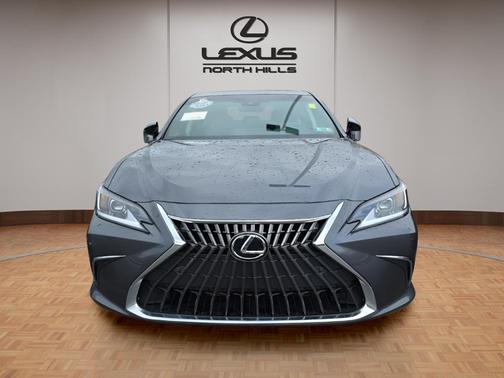 2023 Lexus ES 350 Base