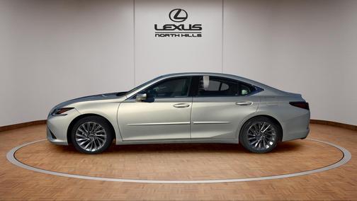 2022 Lexus ES 350 Ultra Luxury