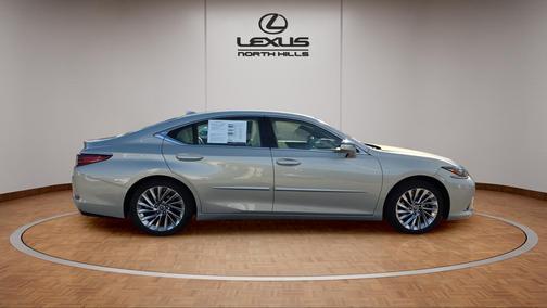 2022 Lexus ES 350 Ultra Luxury