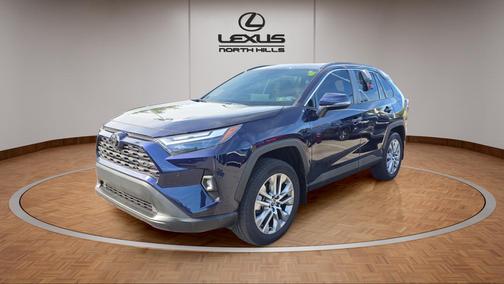 2024 Toyota RAV4 XLE Premium