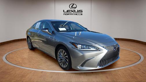 2019 Lexus ES 300h Luxury