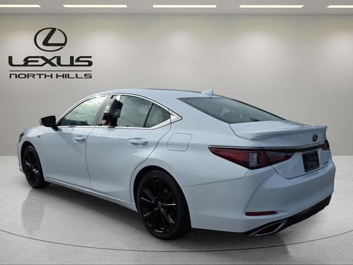 2022 Lexus ES 350 F Sport