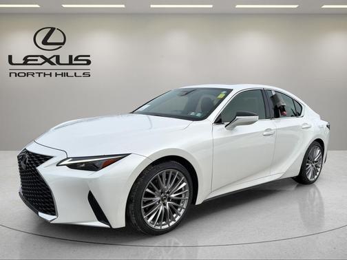 2022 Lexus IS 300 Base