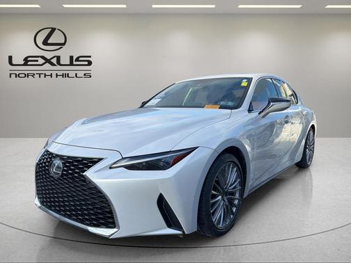 2022 Lexus IS 300 Base