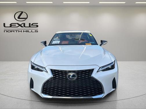 2022 Lexus IS 300 Base