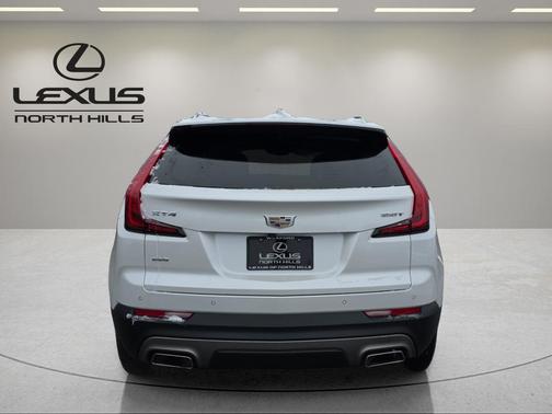 2020 Cadillac XT4 Premium Luxury
