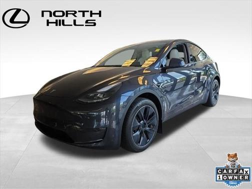 2024 Tesla Model Y Long Range Dual Motor All-Wheel Drive
