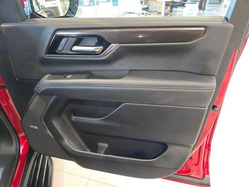2025 GMC Yukon XL 4WD Elevation