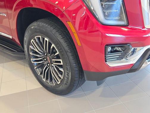 2025 GMC Yukon XL 4WD Elevation