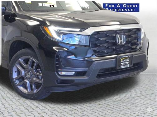 Crystal Black Pearl 2022 Honda Passport AWD EX-L