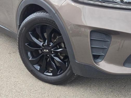 2019 Kia Sorento S