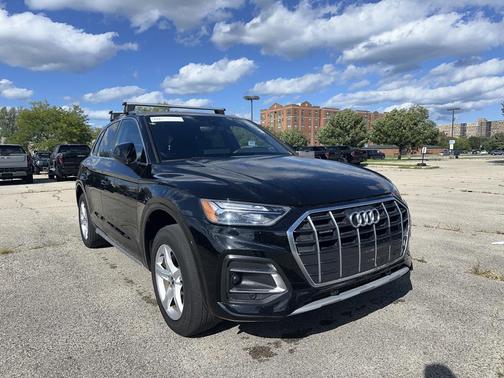 2022 Audi Q5 40 Premium