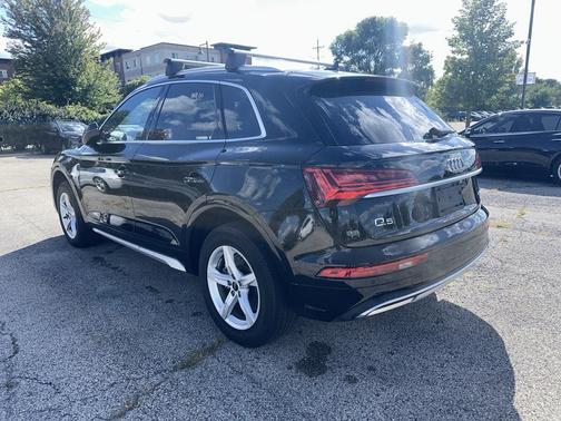 2022 Audi Q5 40 Premium