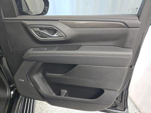 2023 GMC Yukon 4WD AT4