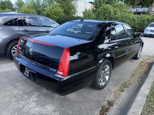 2006 Cadillac DTS Base
