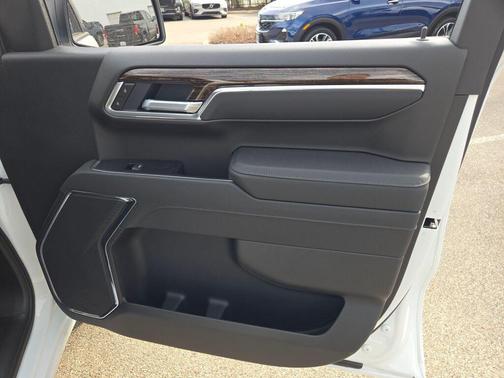 Summit White 2026 GMC Sierra 1500 SLE