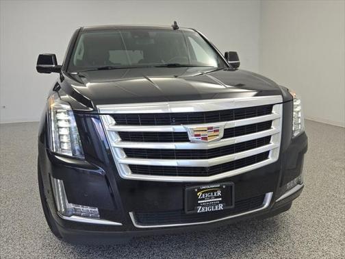 2018 Cadillac Escalade Luxury