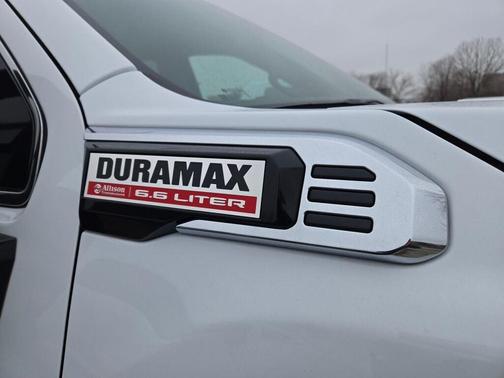 2026 GMC Sierra 2500 SLE