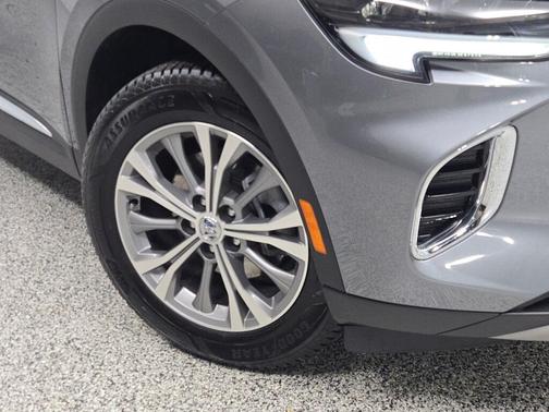 2022 Buick Envision FWD Preferred