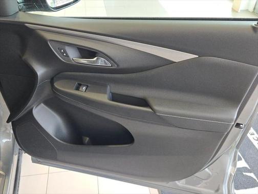 2025 Buick Envista Avenir FWD