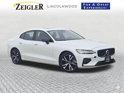 Crystal White Metallic 2024 Volvo S60 B5 Core Dark Theme