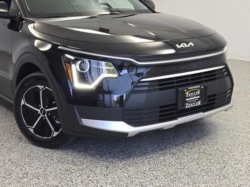 2024 Kia Niro LX