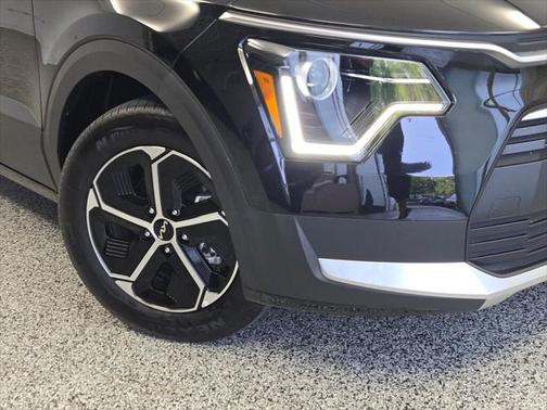 2024 Kia Niro LX