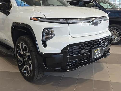 2024 Chevrolet Silverado EV First-Edition RST 4WD