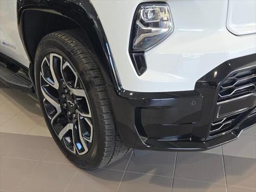 2024 Chevrolet Silverado EV First-Edition RST 4WD