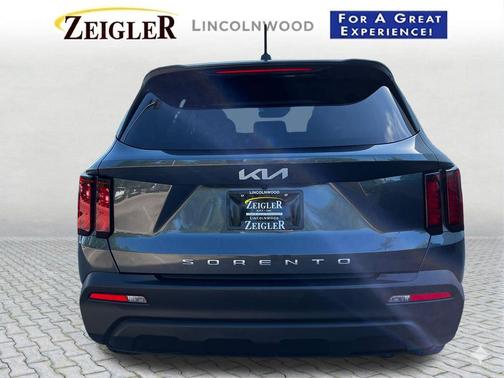 Gravity Gray 2022 Kia Sorento LX