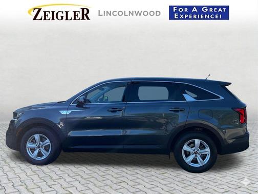 Gravity Gray 2022 Kia Sorento LX