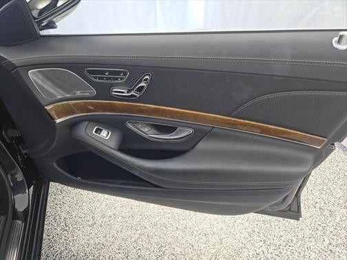 2015 Mercedes-Benz S-Class 4MATIC