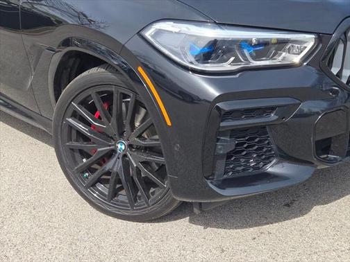 2022 BMW X6 xDrive40i
