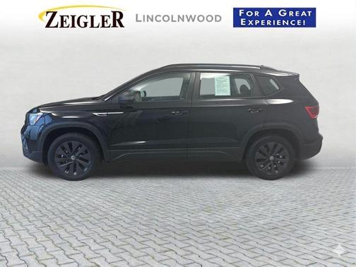 Deep Black Pearl 2024 Volkswagen Taos 1.5T S