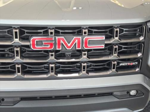 2025 GMC Canyon Base